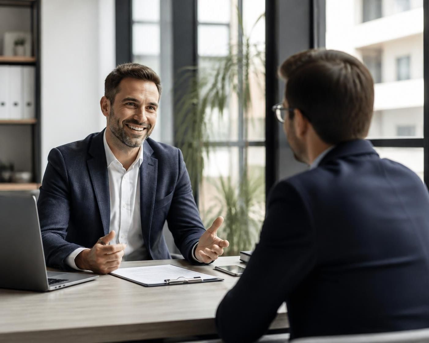 découvrez les techniques clés pour réussir votre prise de contact et convaincre vos clients dès le premier échange. améliorez votre communication et boostez vos ventes efficacement.